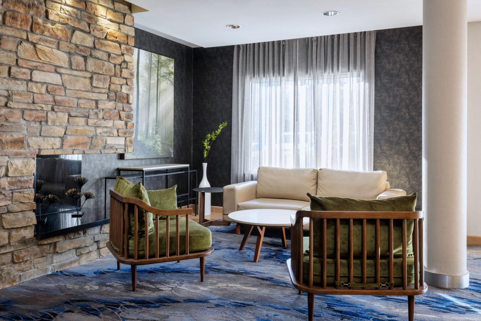 Fairfield Inn & Suites By Marriott Smithfield Exteriör bild