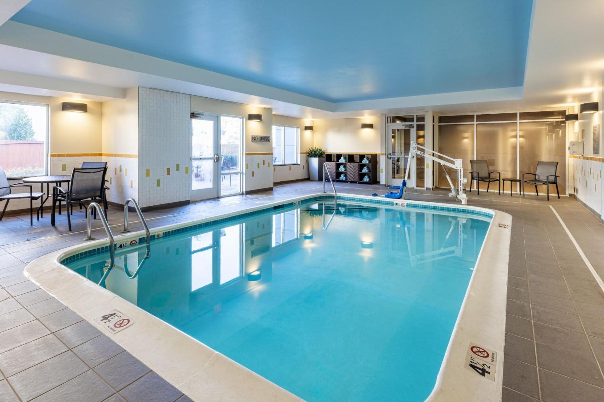 Fairfield Inn & Suites By Marriott Smithfield Exteriör bild