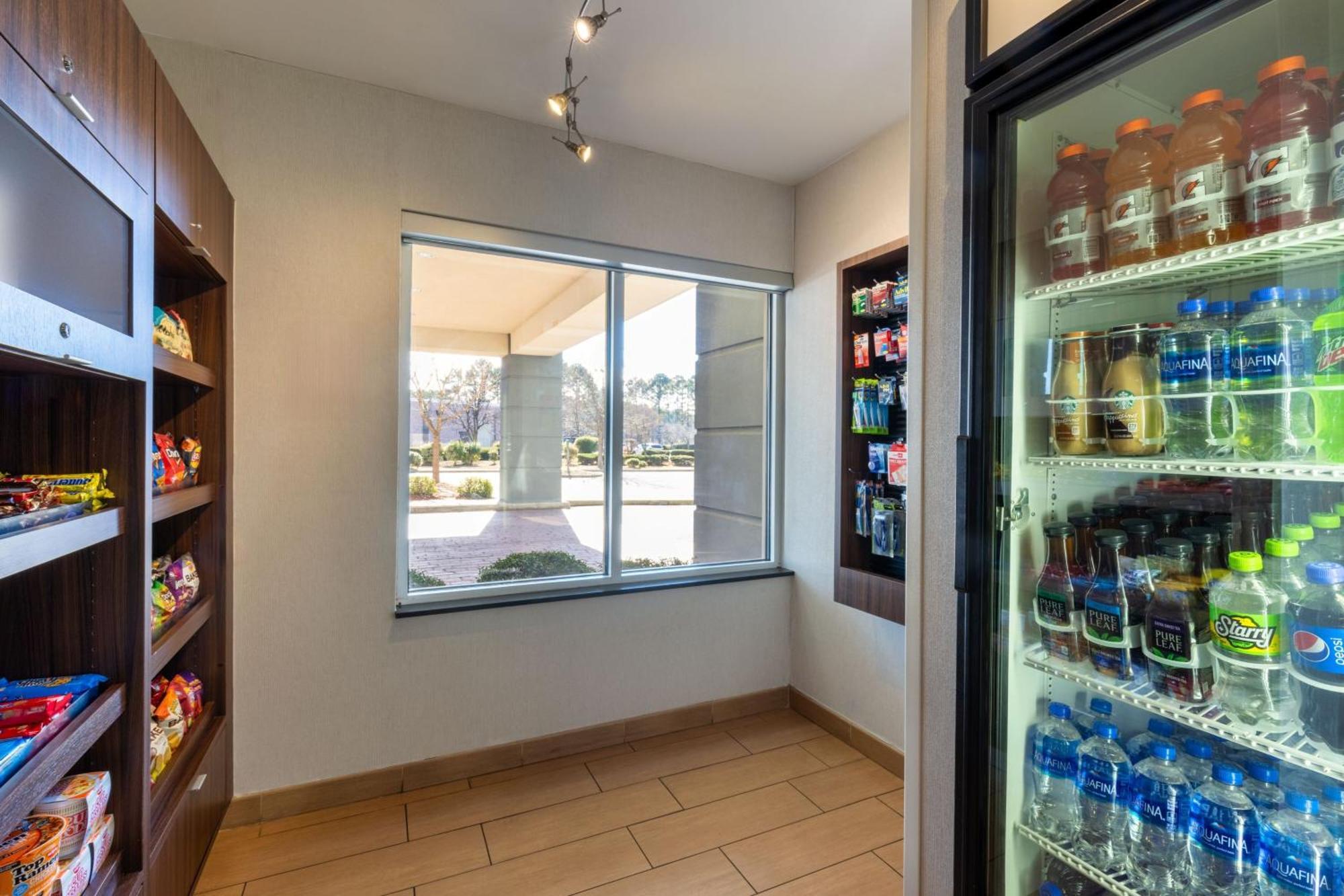 Fairfield Inn & Suites By Marriott Smithfield Exteriör bild