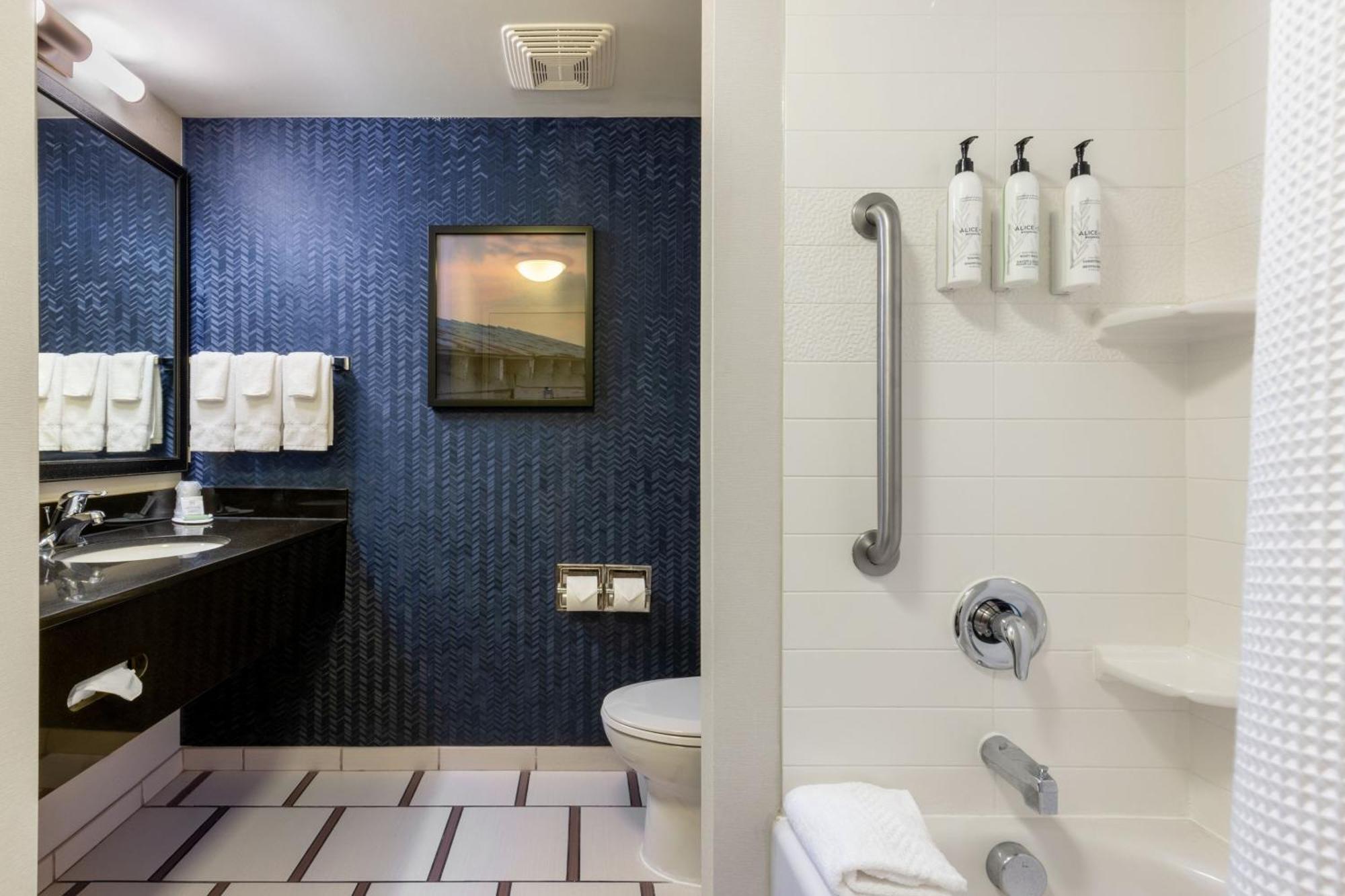 Fairfield Inn & Suites By Marriott Smithfield Exteriör bild