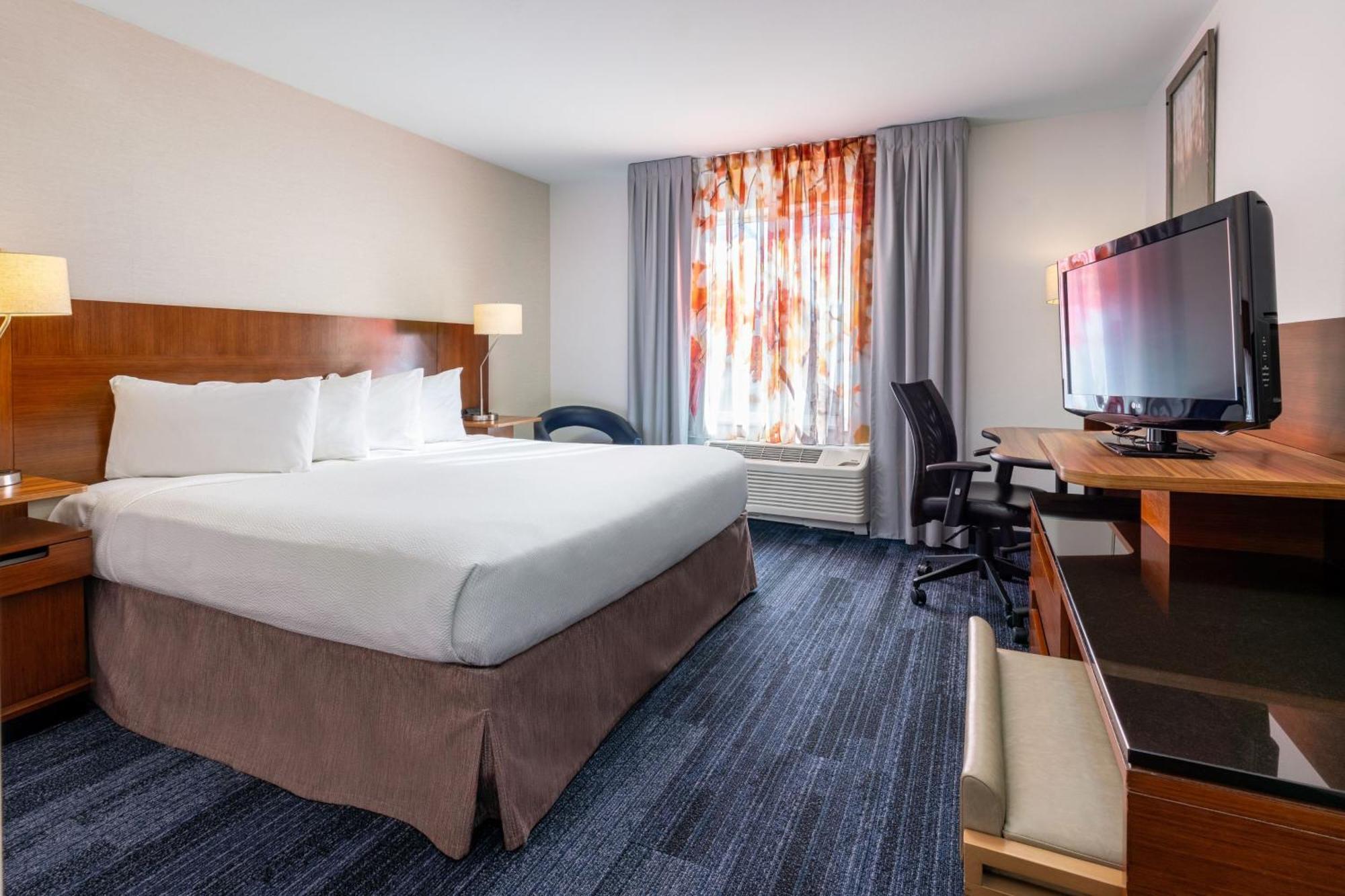 Fairfield Inn & Suites By Marriott Smithfield Exteriör bild