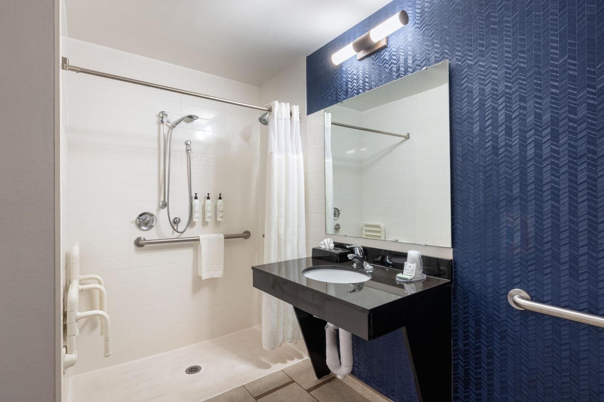 Fairfield Inn & Suites By Marriott Smithfield Exteriör bild